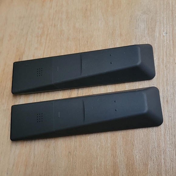 Lot Of 2 Xfinity XR15 Remote Control - Picture 2 of 2